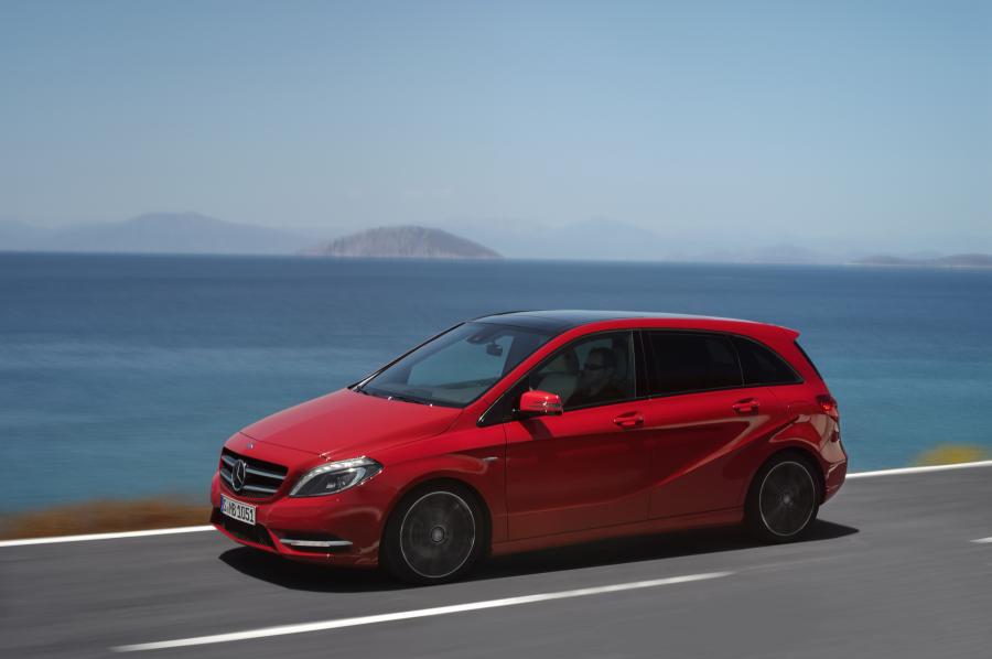  Mercedes-Benz B-Class 2011 года  (фото 141 из 204)
